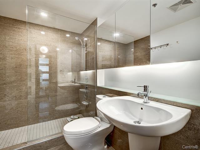 Ensuite bathroom