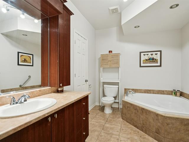 Salle de bains attenante à la CCP