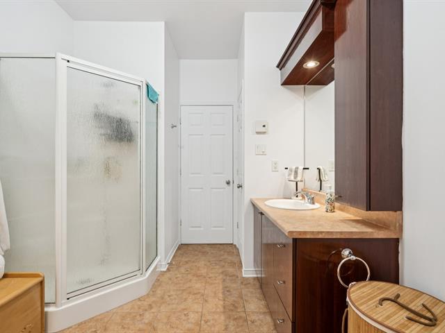 Salle de bains attenante à la CCP