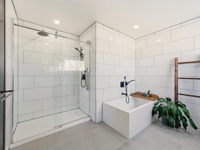 Salle de bains attenante à la CCP