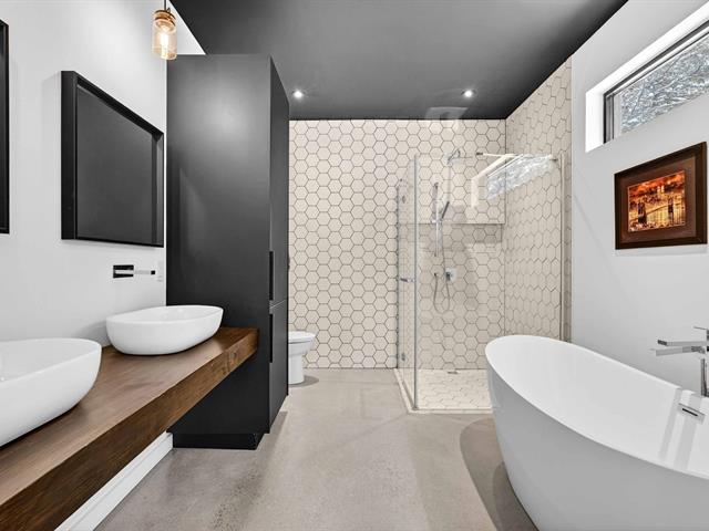 Salle de bains attenante à la CCP