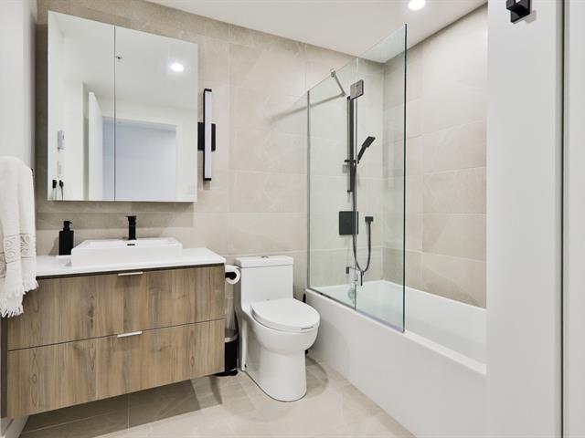 Ensuite bathroom