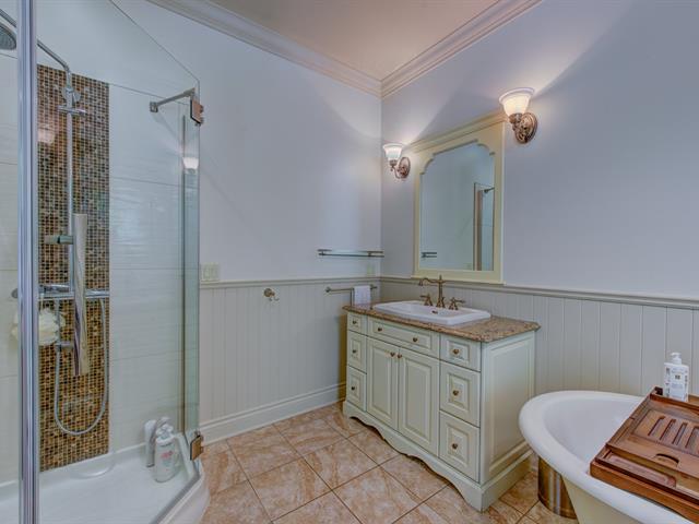 Salle de bains attenante à la CCP
