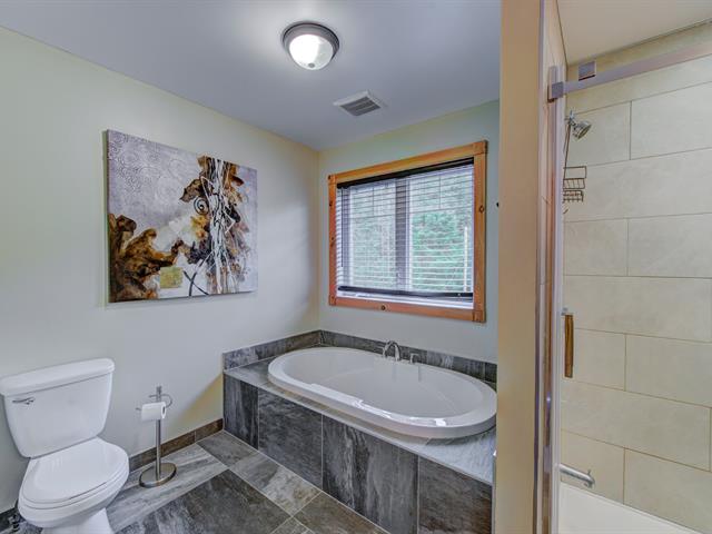 Salle de bains attenante à la CCP