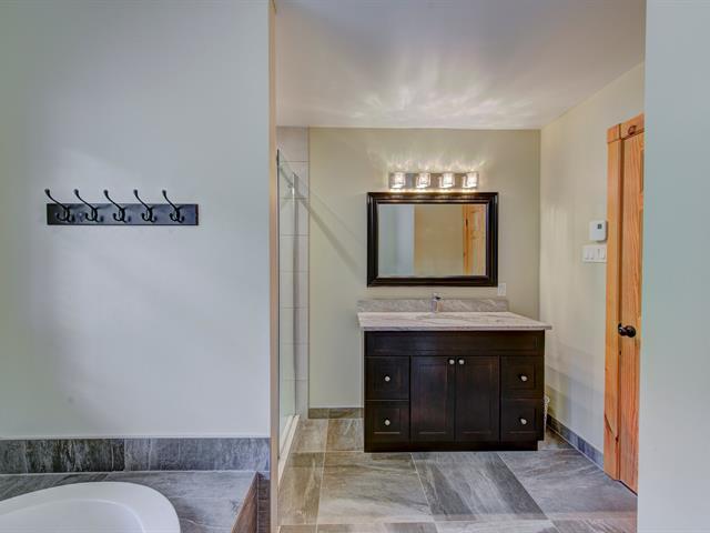 Salle de bains attenante à la CCP