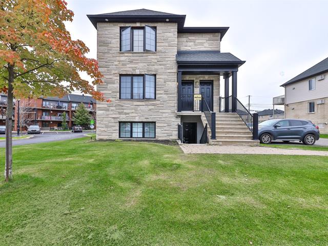 maison à vendre Laval (Chomedey)