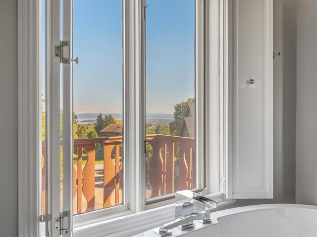 Salle de bains attenante à la CCP