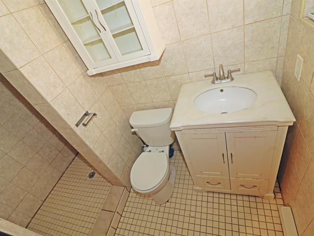 Salle de bains attenante à la CCP