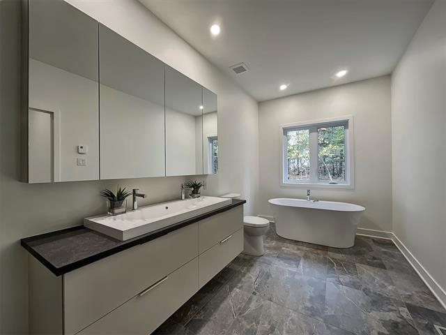 Salle de bains attenante à la CCP