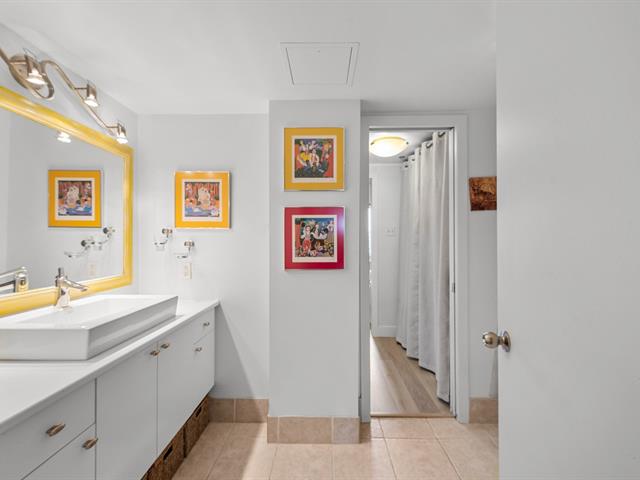 Salle de bains attenante à la CCP