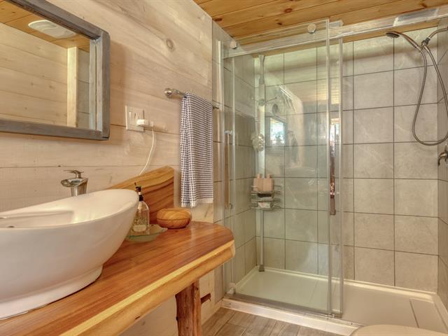 Salle de bains attenante à la CCP