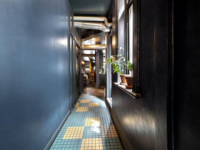 PASAGEWAY