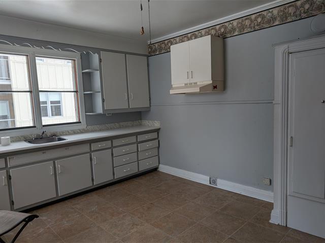 Triplex vendu, Sainte-Agathe-des-Monts