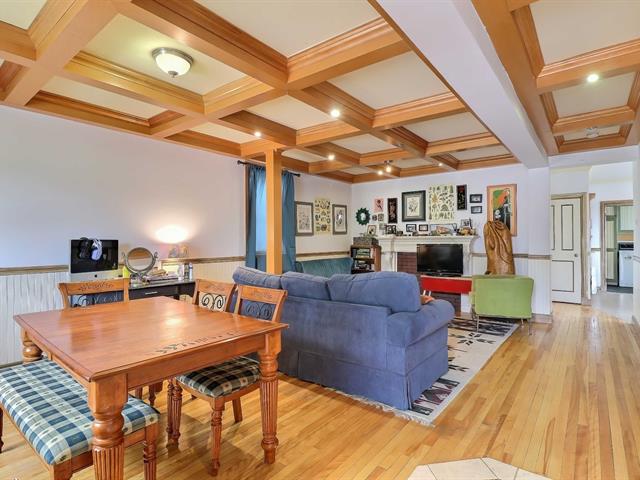 Triplex vendu, Sainte-Agathe-des-Monts