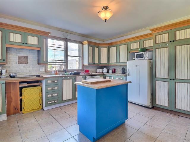 Triplex vendu, Sainte-Agathe-des-Monts