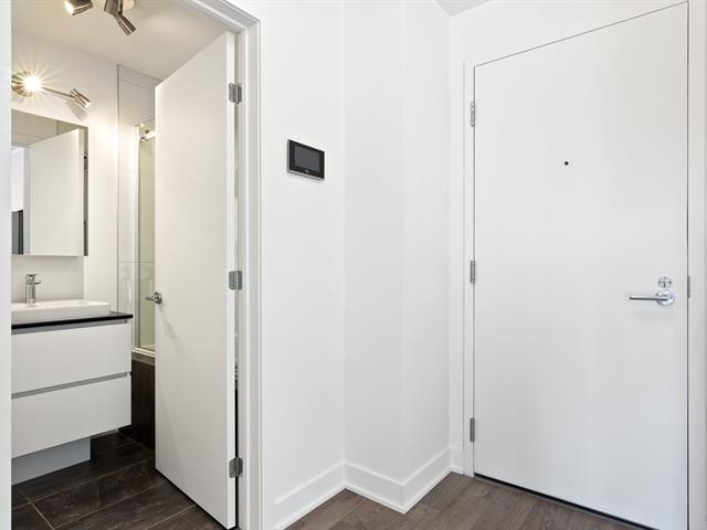 Condo à louer, Montréal (Saint-Laurent)