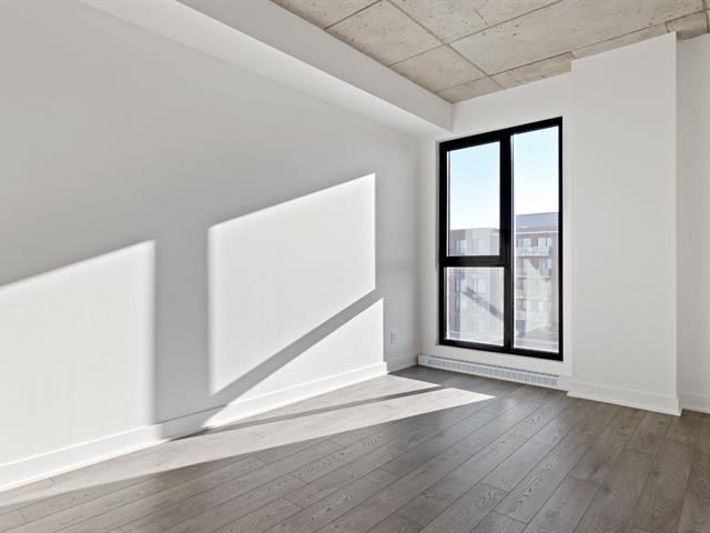 Condo à louer, Montréal (Saint-Laurent)