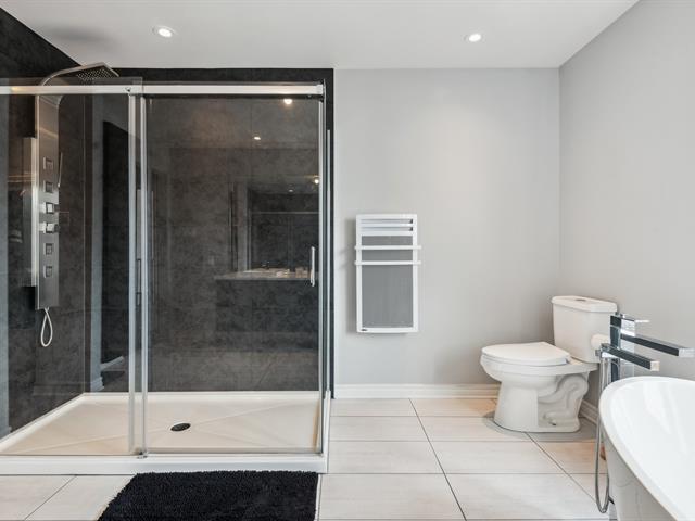 Salle de bains attenante à la CCP