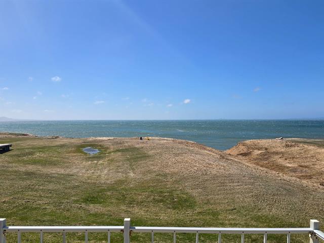 Vue sur l'eau