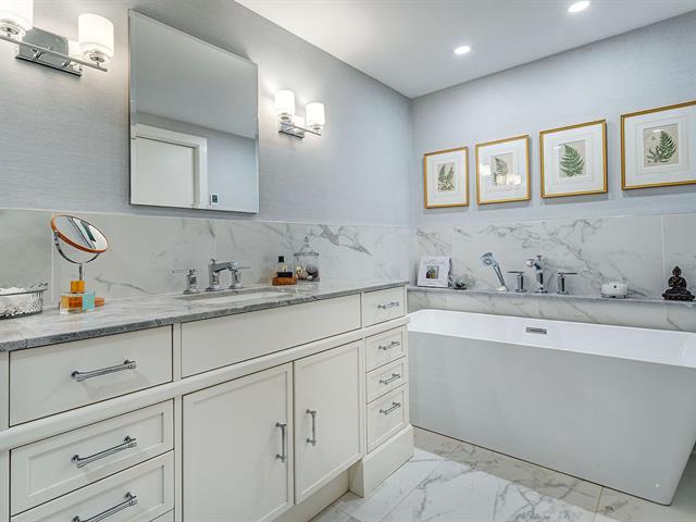 Salle de bains attenante à la CCP