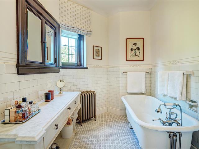 Salle de bains attenante à la CCP