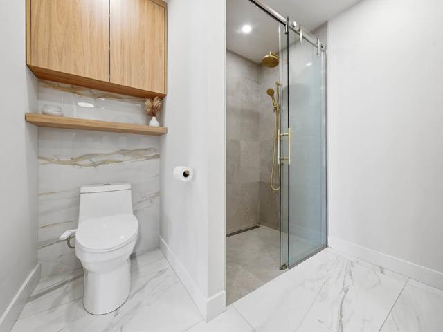 Salle de bains attenante à la CCP