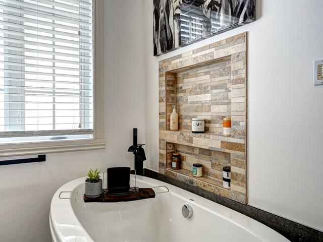 Salle de bains attenante à la CCP