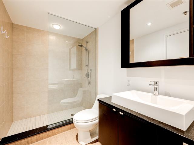 Salle de bains attenante à la CCP