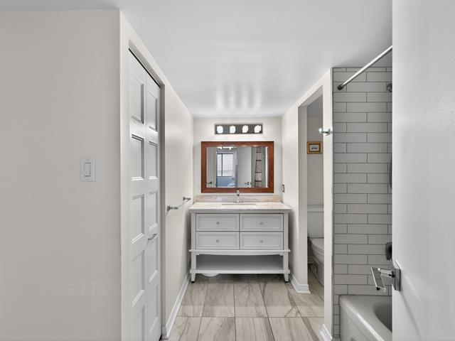 Ensuite bathroom