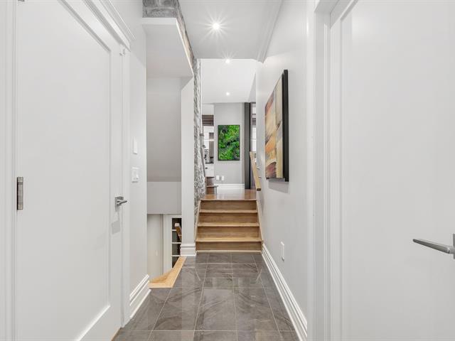 PASAGEWAY