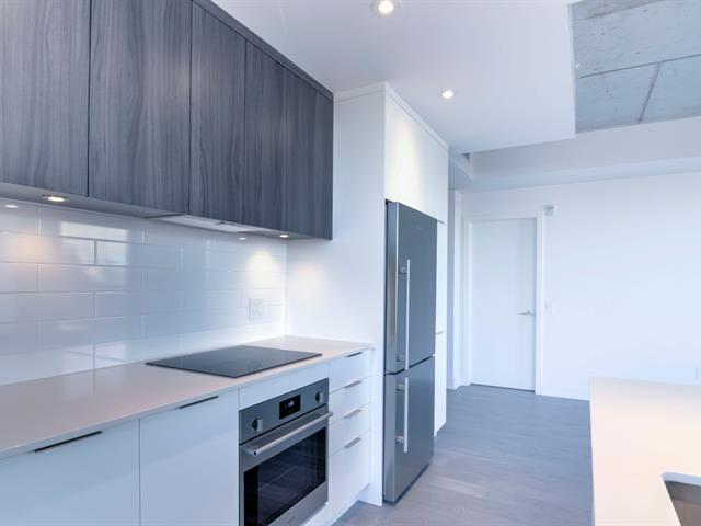 Condo à louer, Montréal (Saint-Laurent)
