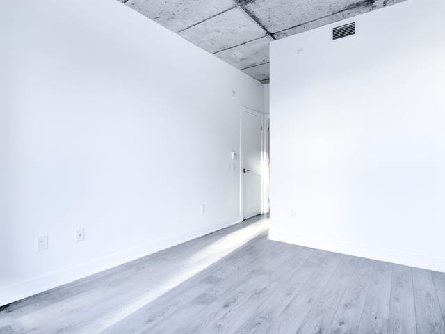 Condo à louer, Montréal (Saint-Laurent)