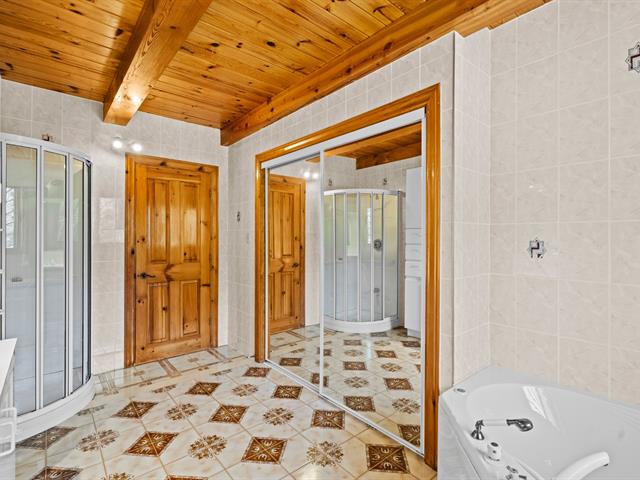 Salle de bains attenante à la CCP
