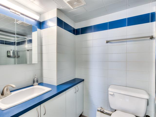 Salle de bains attenante à la CCP