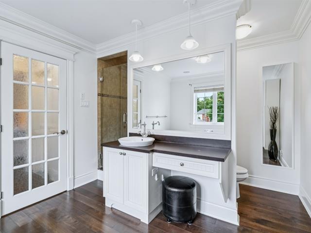 Salle de bains attenante à la CCP