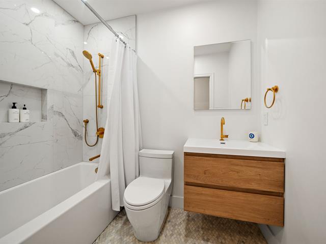 Condo sold, Montréal (Saint-Laurent)