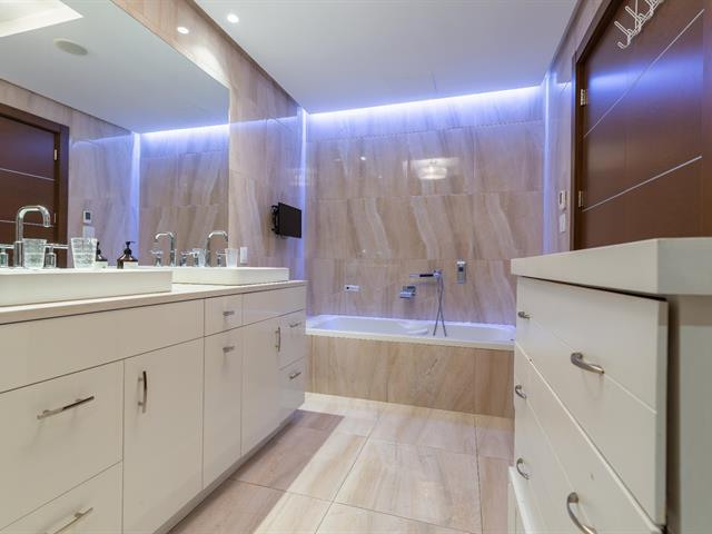 Salle de bains attenante à la CCP