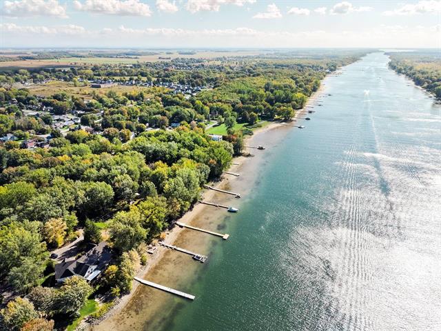 Vue sur l'eau