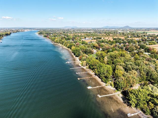 Vue sur l'eau