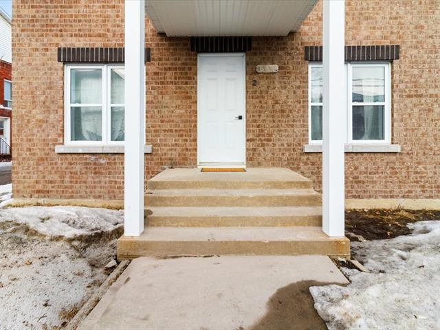 Triplex à vendre, Saint-Clet