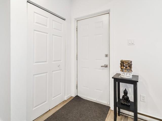 Triplex à vendre, Saint-Clet