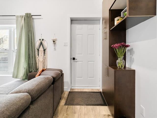 Triplex à vendre, Saint-Clet