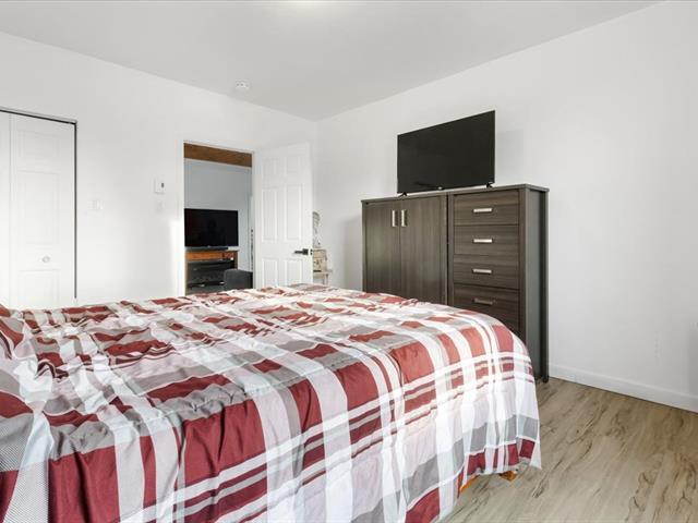 Triplex à vendre, Saint-Clet