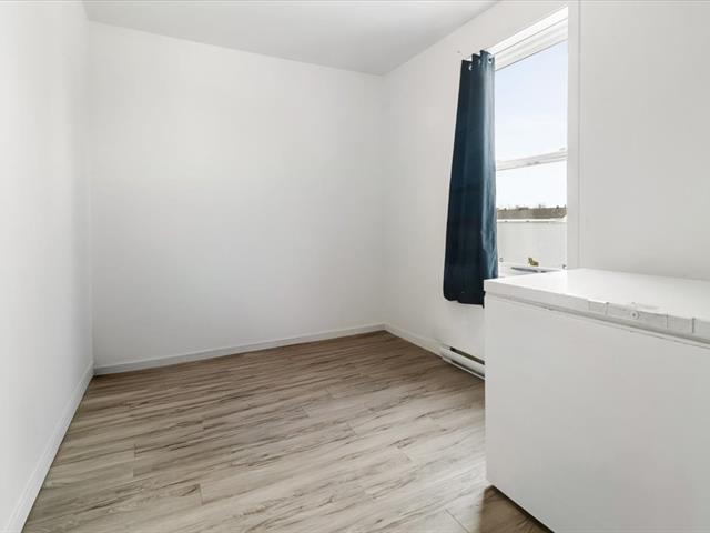 Triplex à vendre, Saint-Clet