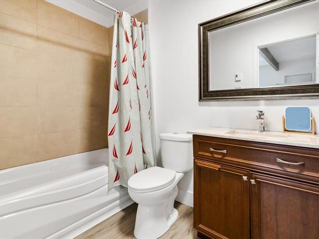 Triplex à vendre, Saint-Clet