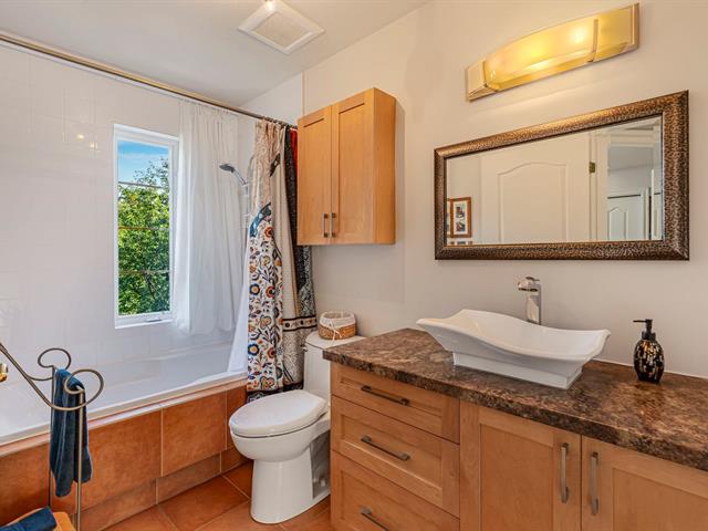 Salle de bains attenante à la CCP