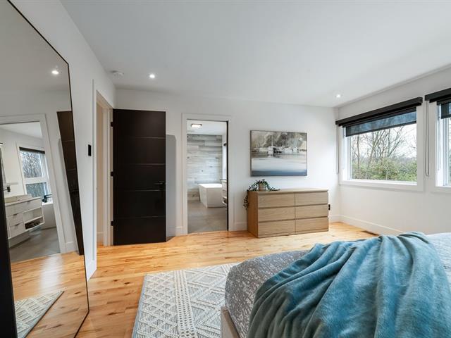 Two or more storey for sale, Hudson