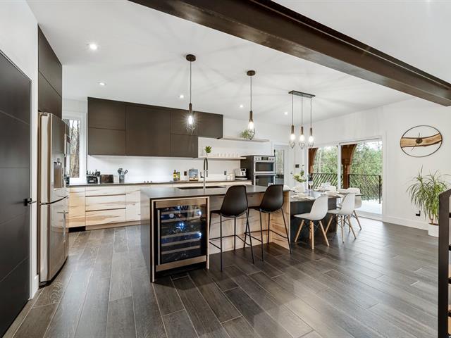 Two or more storey for sale, Hudson