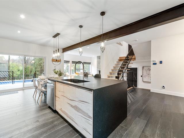 Two or more storey for sale, Hudson