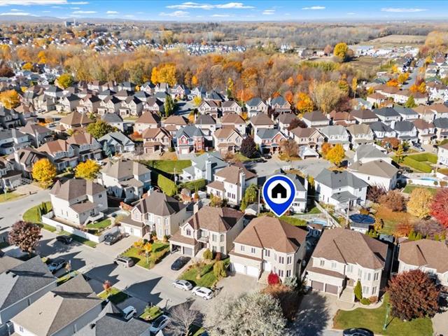 maison à vendre Laval (Sainte-Dorothée)